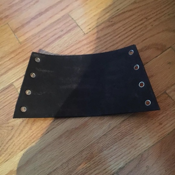 Black faux leather lace up Wristband adjustable size - Picture 2 of 2